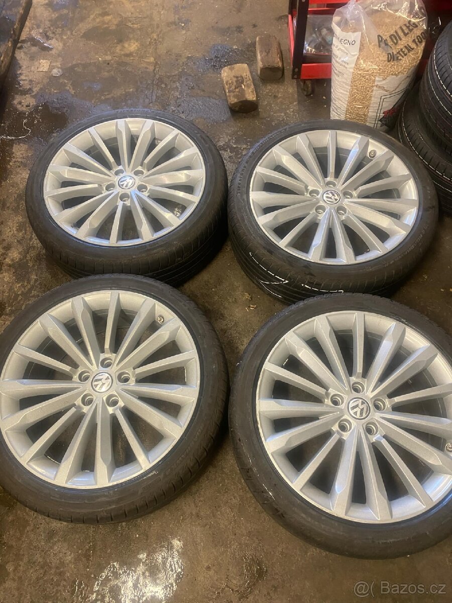 Alu kola Trinity originál Škoda Superb