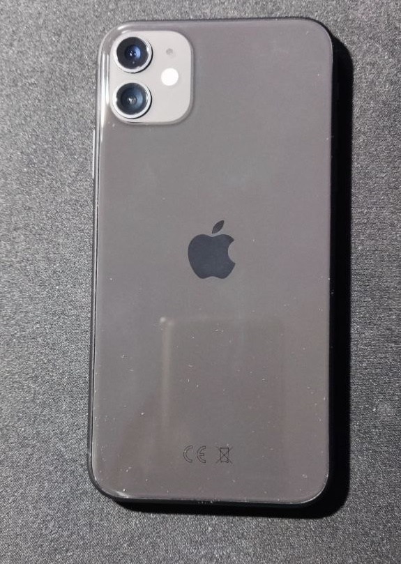 iPhone 11 128 GB Black
