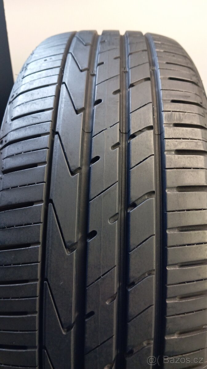 215/65R17 -HANKOOK -letní