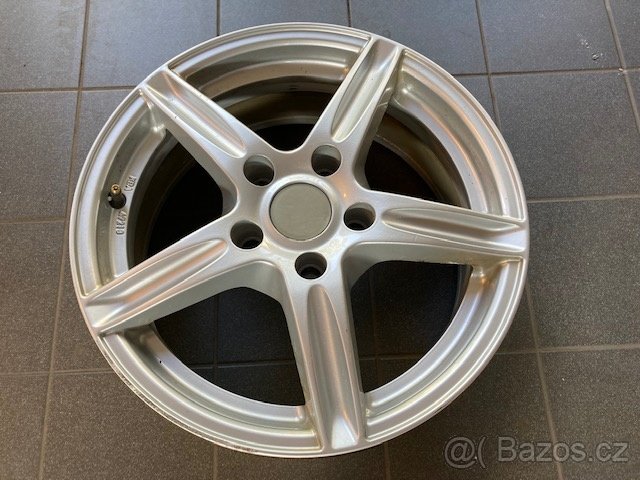 Nabízíme sadu použitých ALU disků Dezent Hyundai,Kia