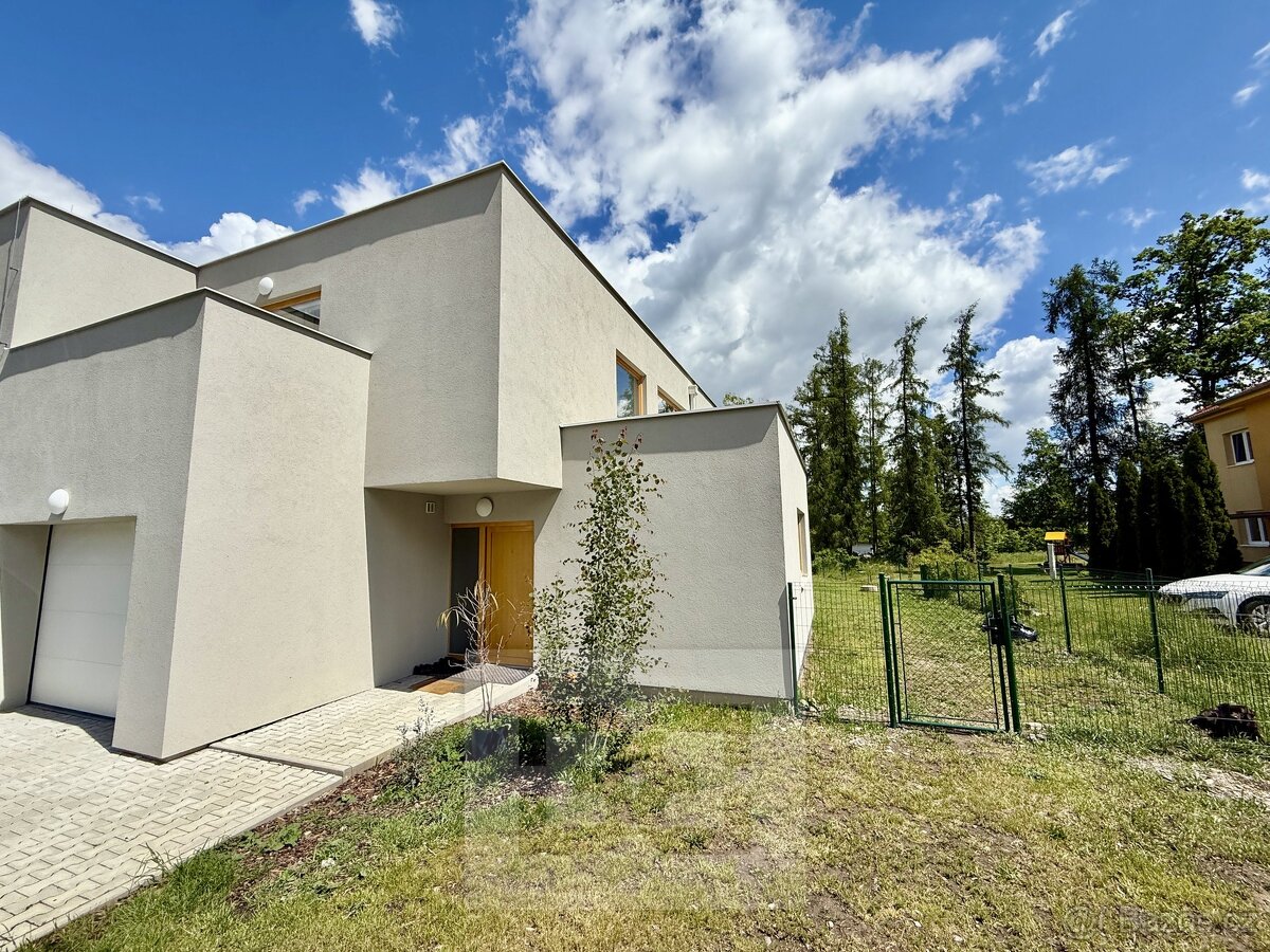 Prodej rodinné domy, 181 m2 - Unhošť, ev.č. N08126