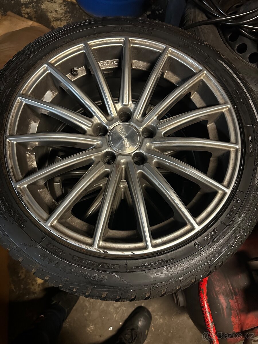 Sada zimnich kol Mercedes CLS 245 45 R18 zimní