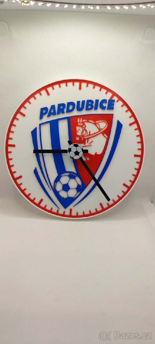 Prodám hodiny FK Pardubice