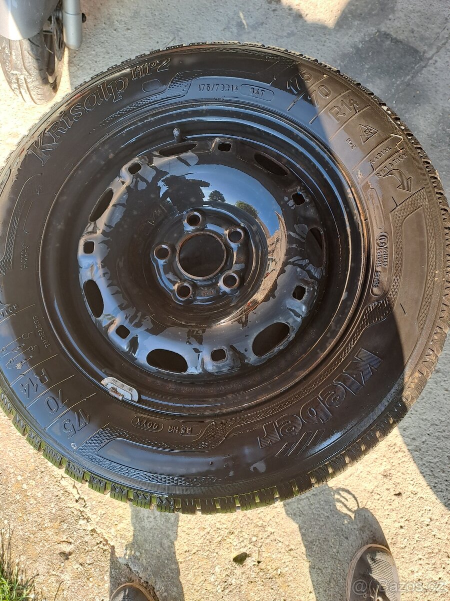 Škoda fabie 3 zimní pneu s disky