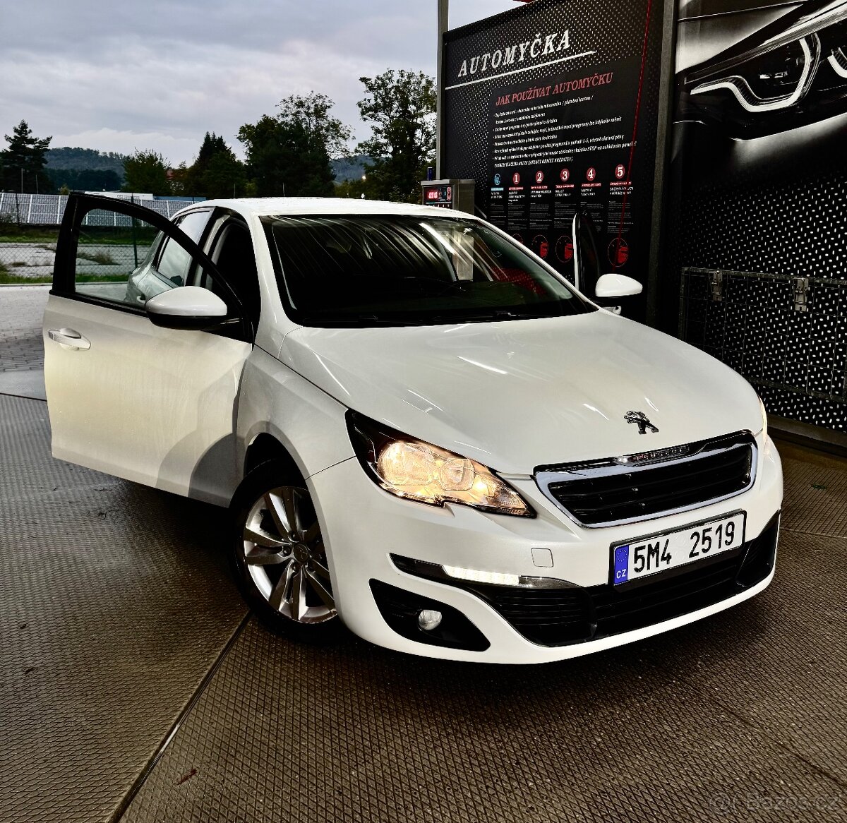Peugeot 308 2015