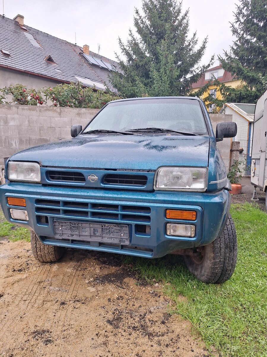 Nissan terrano 2