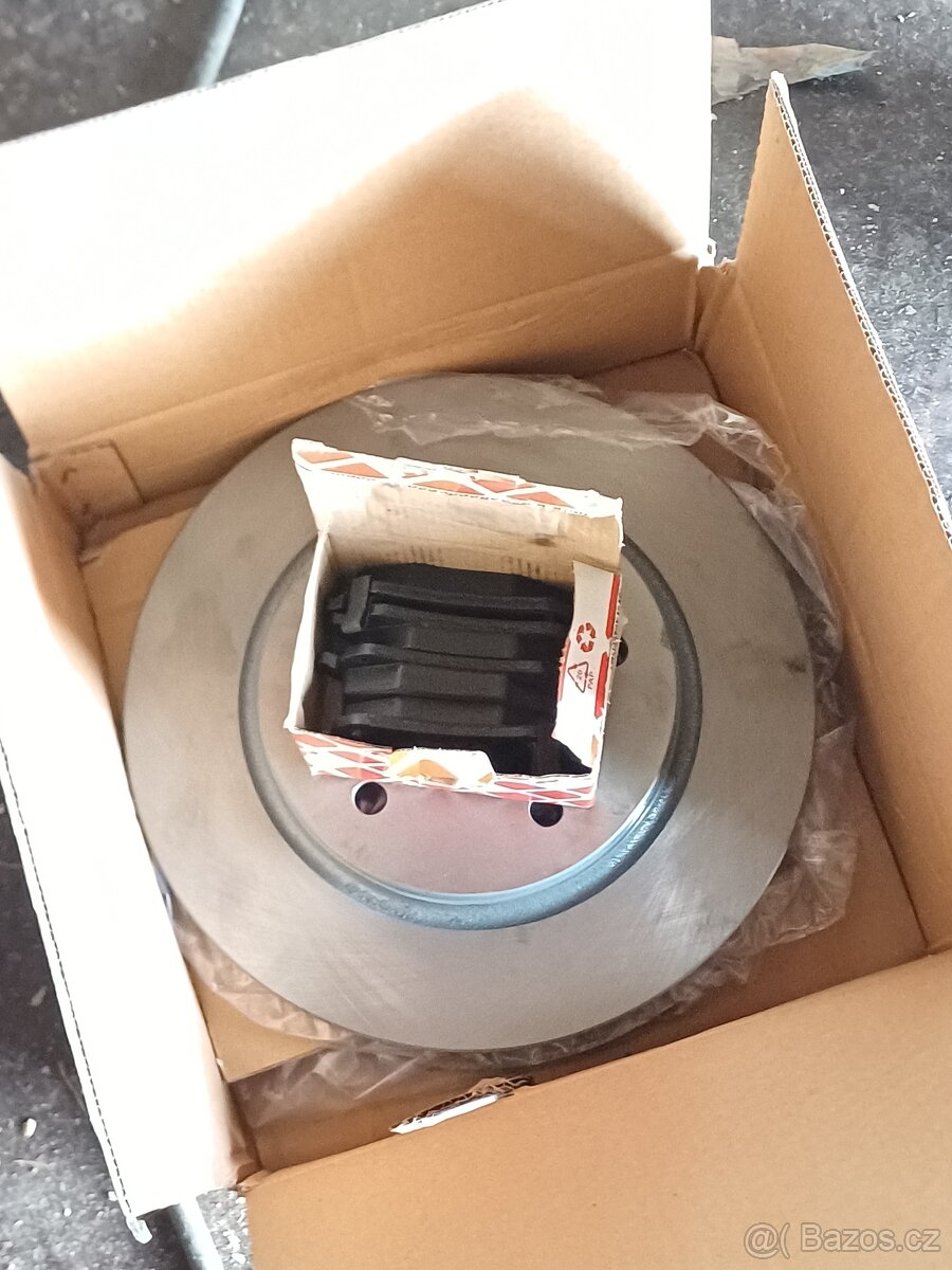 Zadní brzdy Dodge Grand Carvan/Journey/Chrysler Voyager