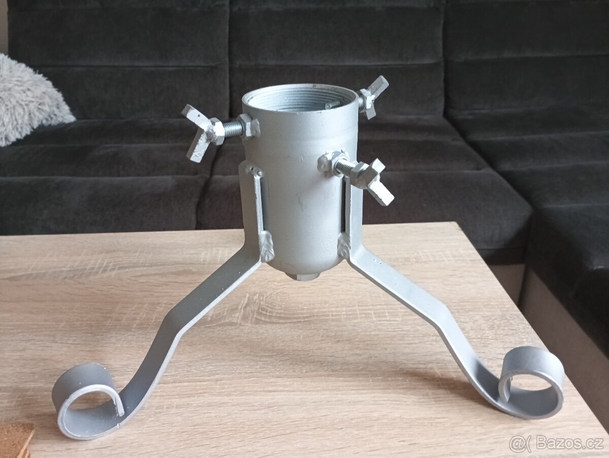 Stojan na vánočni stromek