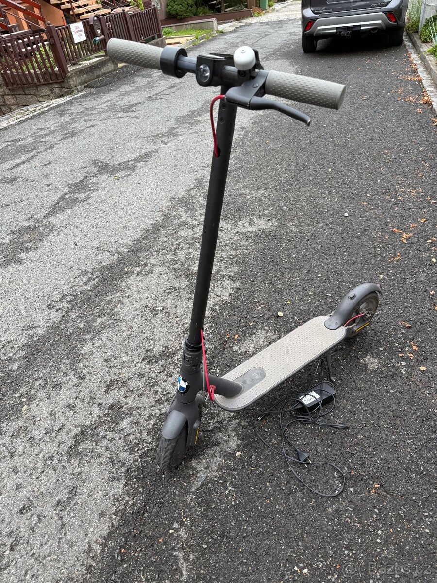 Elektrokoloběžka Xiaomi