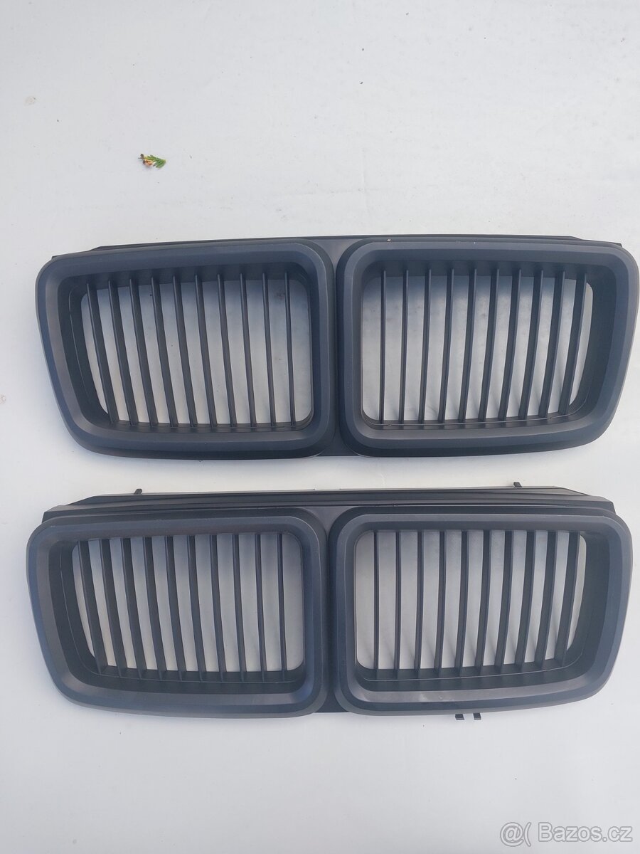 BMW e32 mřížky