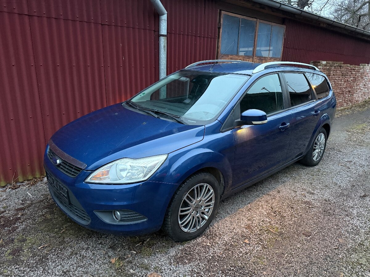 Ford Focus II kombi - 1.6 benzin 74kw