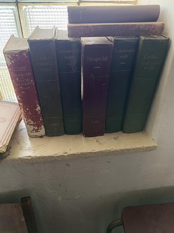 Prodám staré knihy