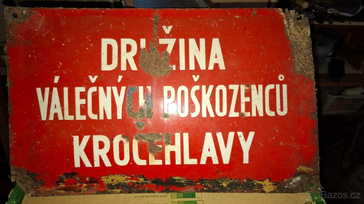Cedule Družina válečných poškozenců