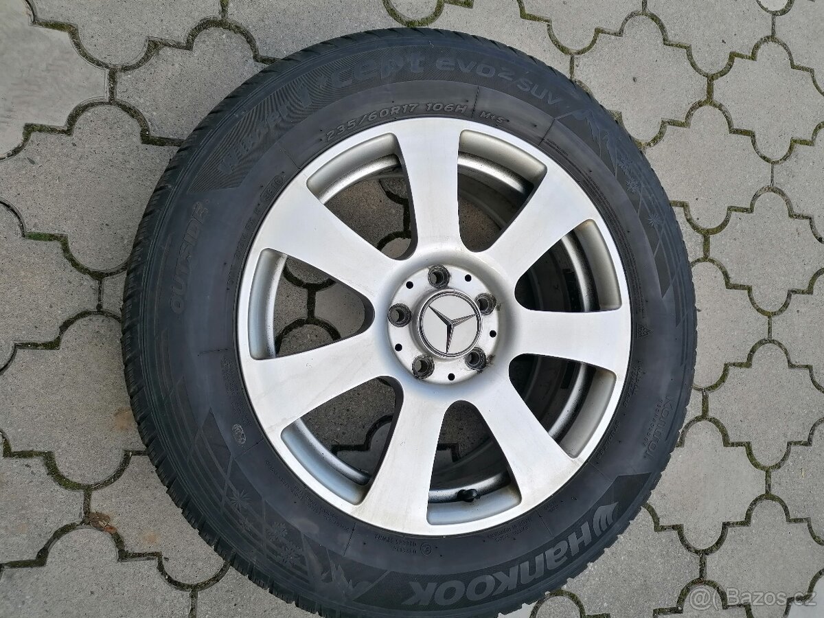 Kola Mercedes + pneu Hankook