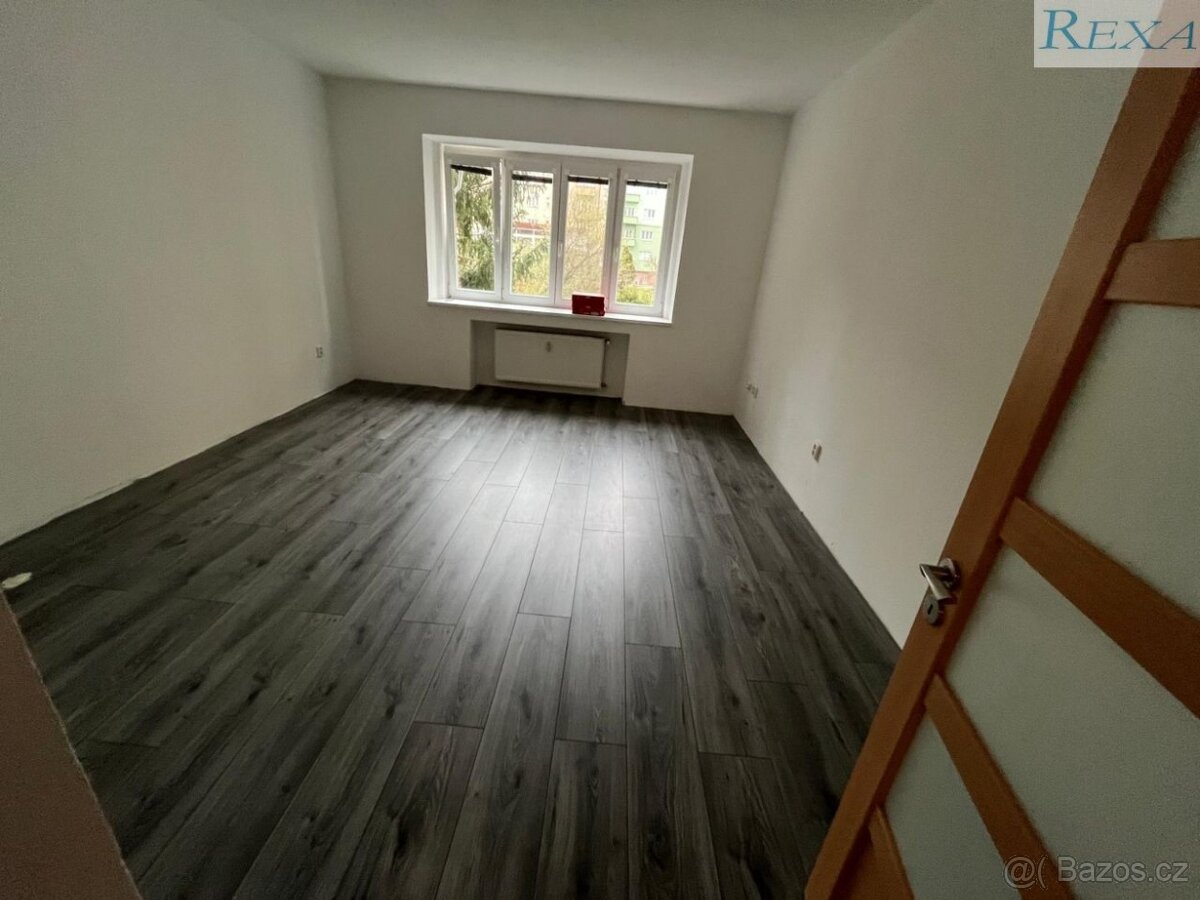 Apartment for sale · 100 m² · Brno — 948 €