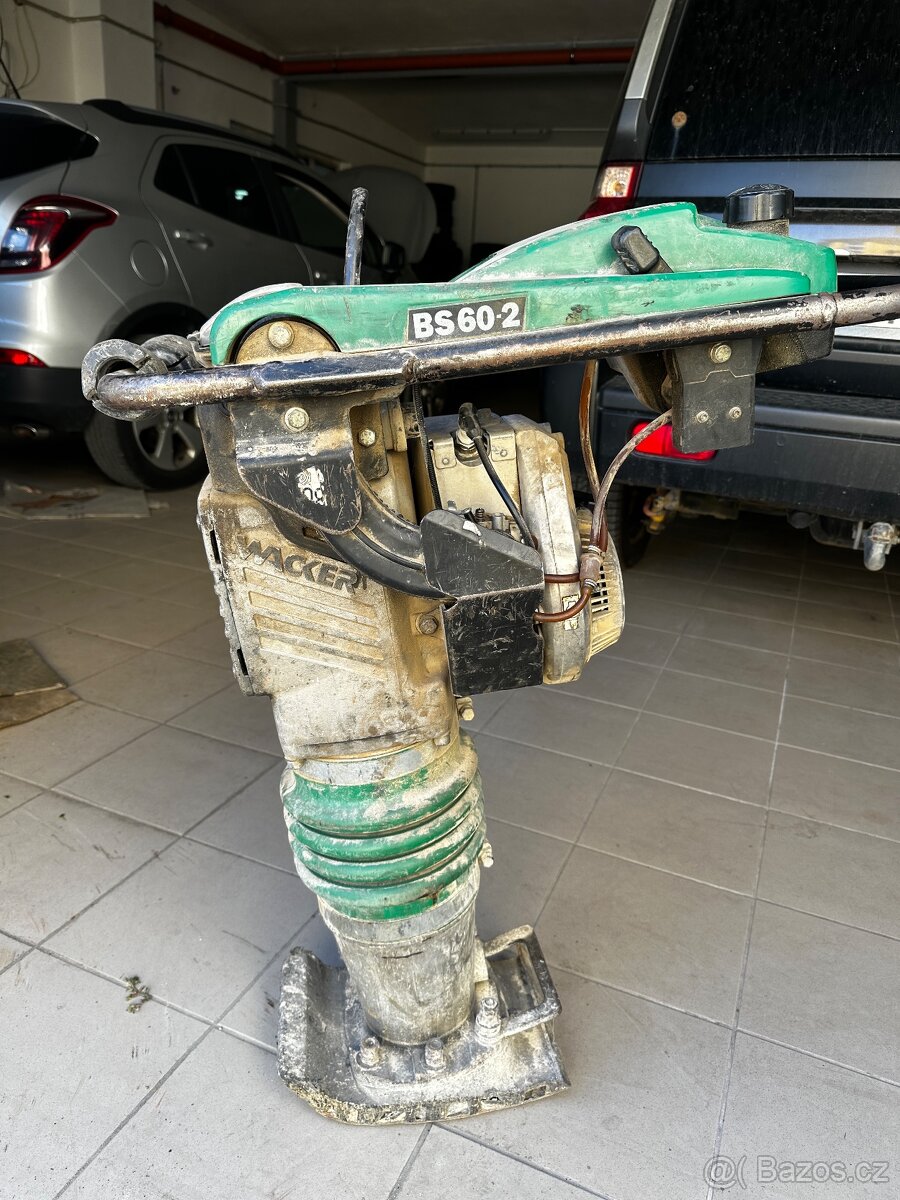Vibrační pěch Wacker BS60-2 funkční