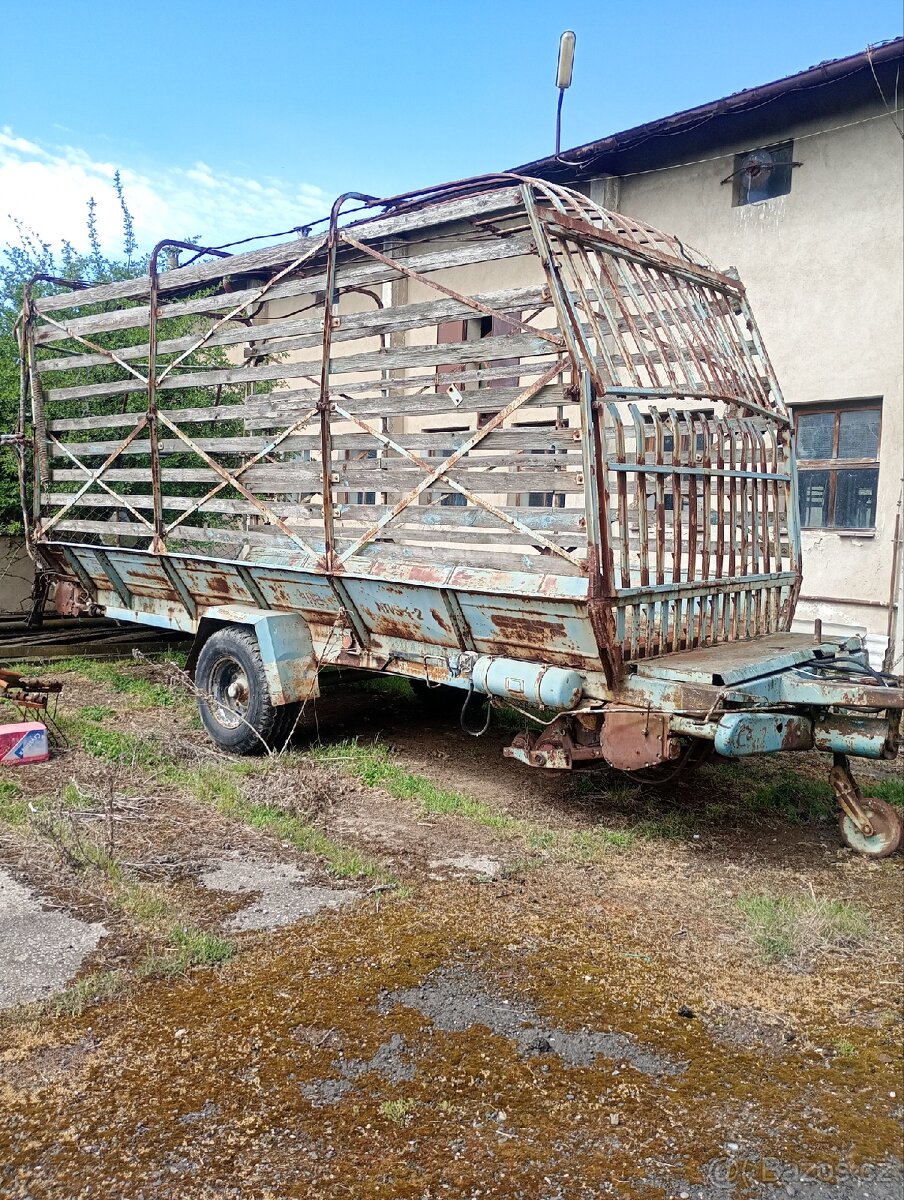 Sběrací vůz