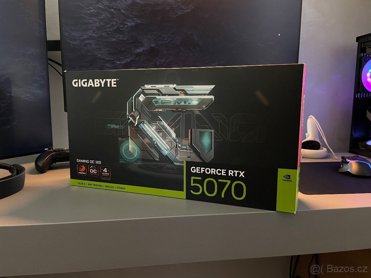 GIGABYTE GeForce RTX 5070 GAMING OC 12G