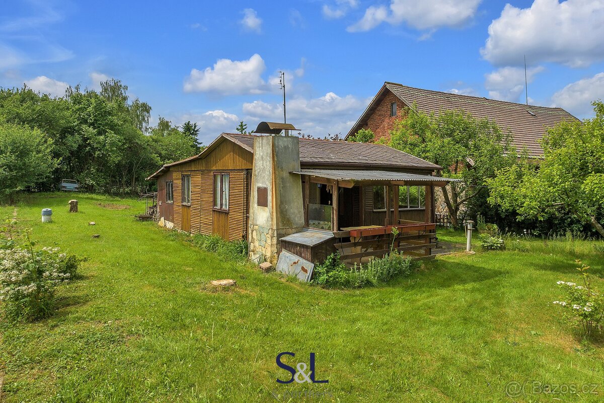 Prodej chaty, 1220 m², Děčín