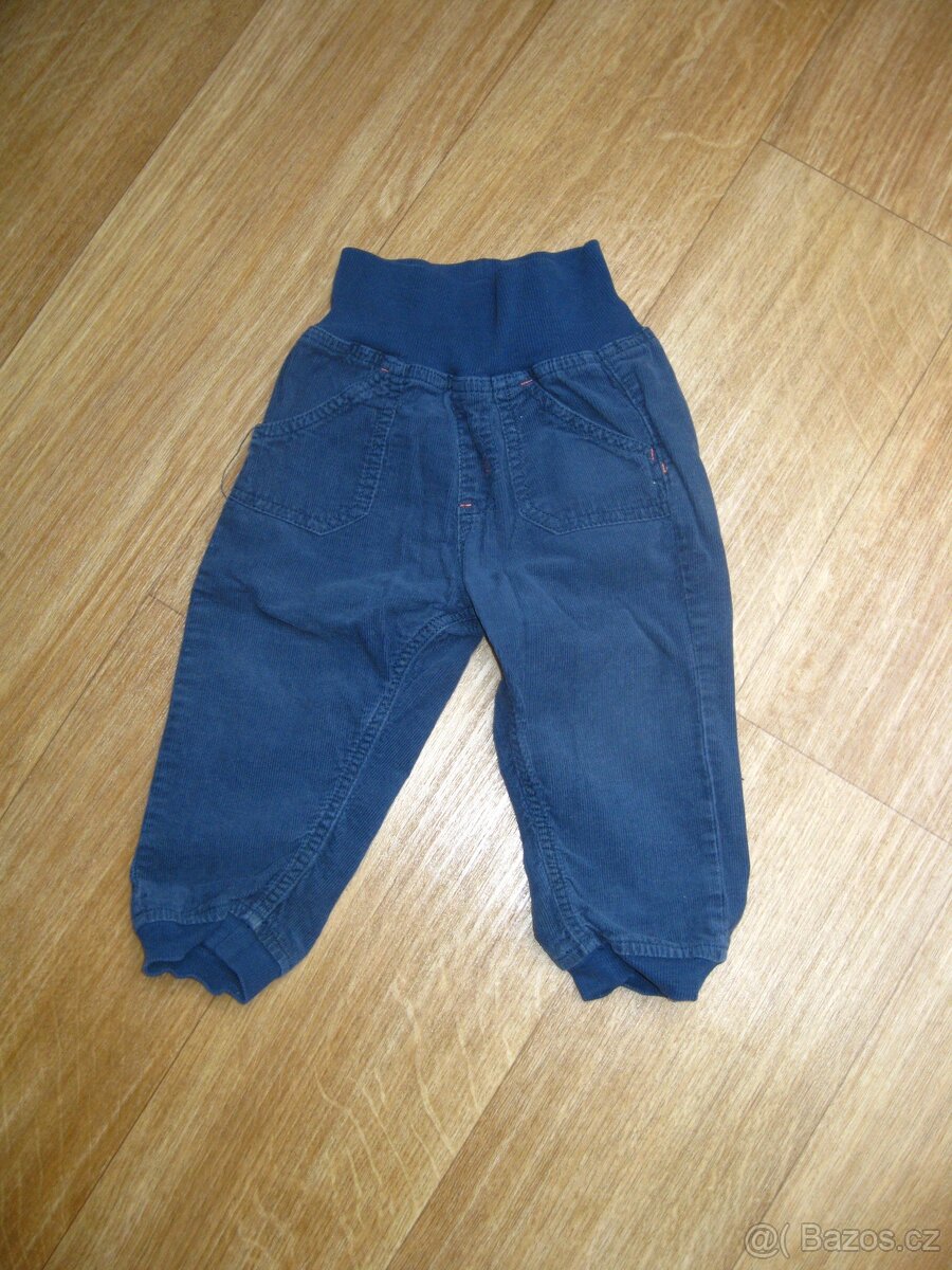 Manchesterové chlapecké kalhoty (velikost 86)