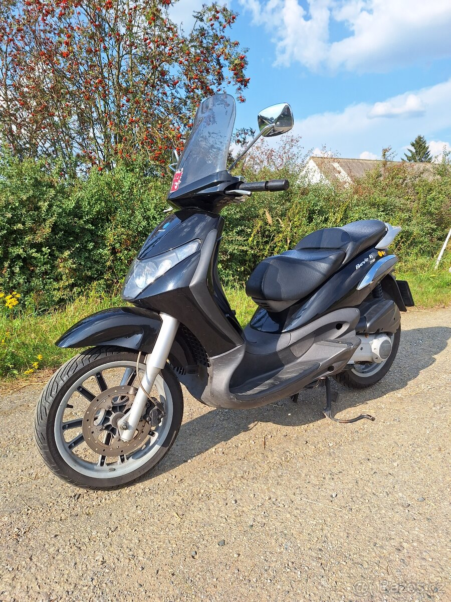 2004 Piaggio Beverly 250
