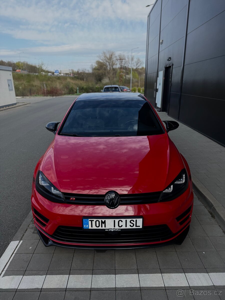 VW Golf 7r
