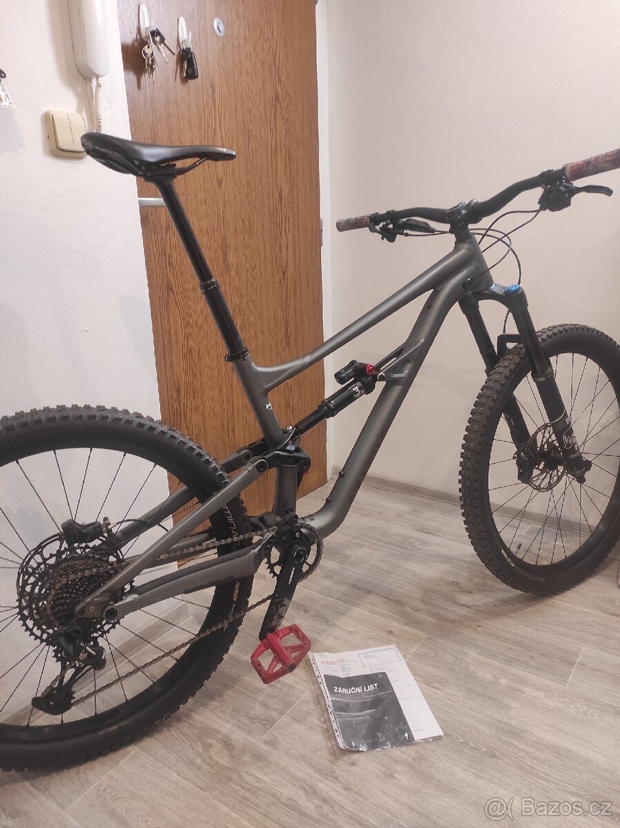 SPECIALIZED STATUS S4 160mm horské kolo