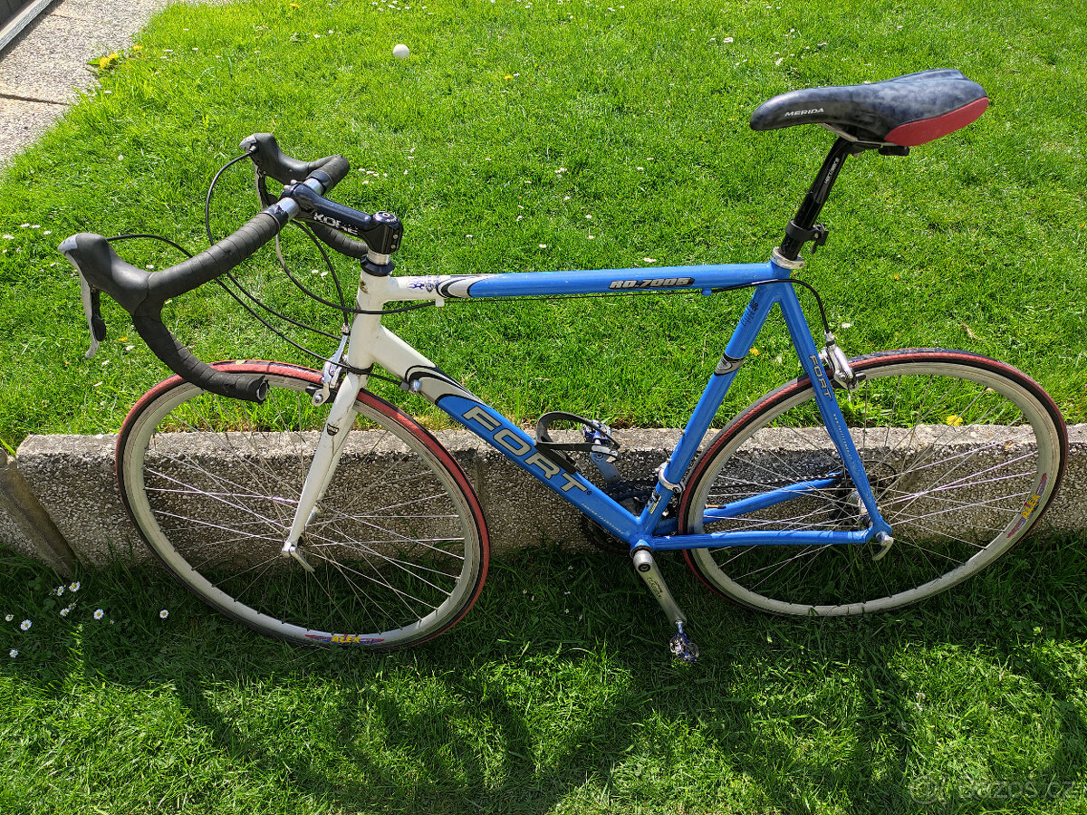 Fort RO.7005--komponenty Shimano Tiagra--NUTNÝ SERVIS