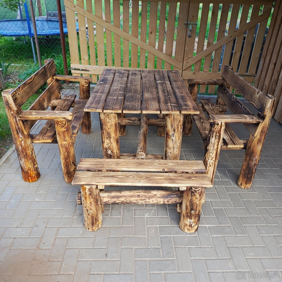 Zahradní nábytek z masivu
