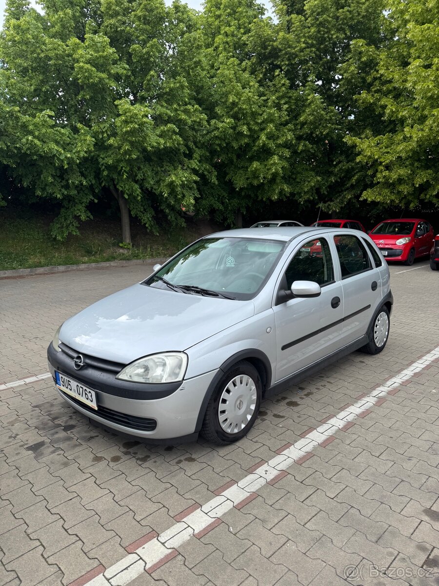 Opel Corsa 1.2 benzin 2003