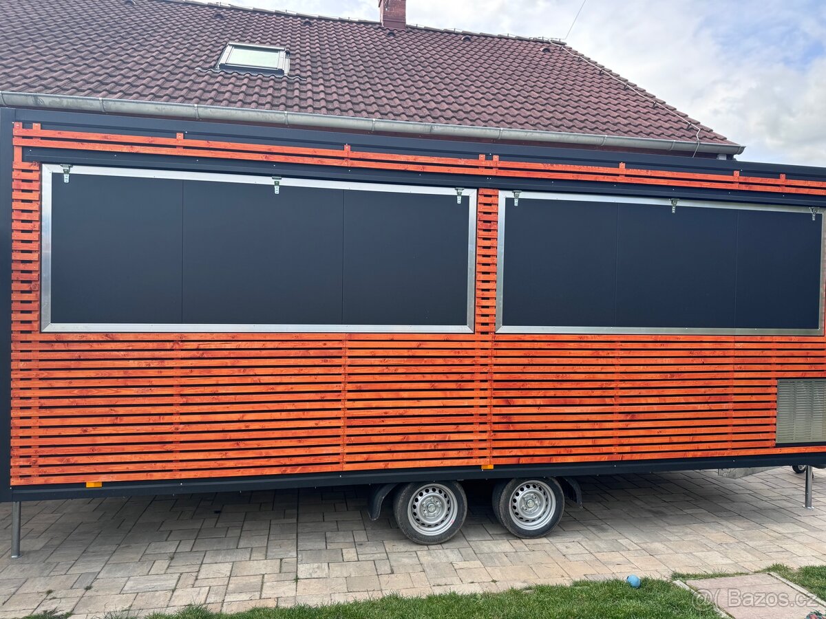 Gastro přivěs, pojízdná prodejna, food truck