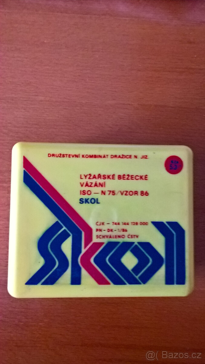 Lyžařské běž. vázání,  berle, vycházková hůl