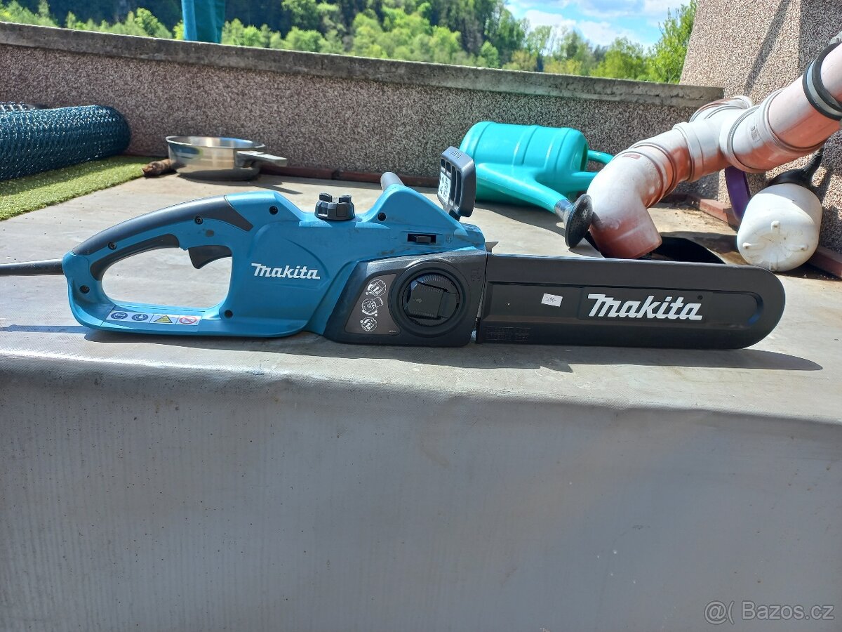 Elektrická řětězová pila Makita