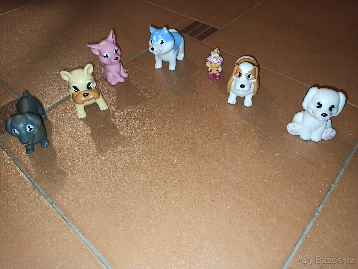 Psi, pejsci gumové figurky