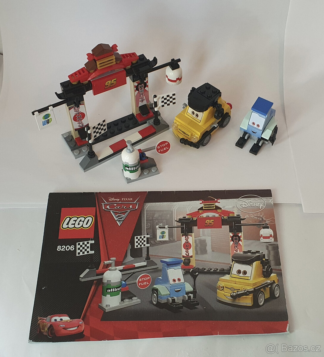 Lego Auta Tokyo Pit Stop 8206