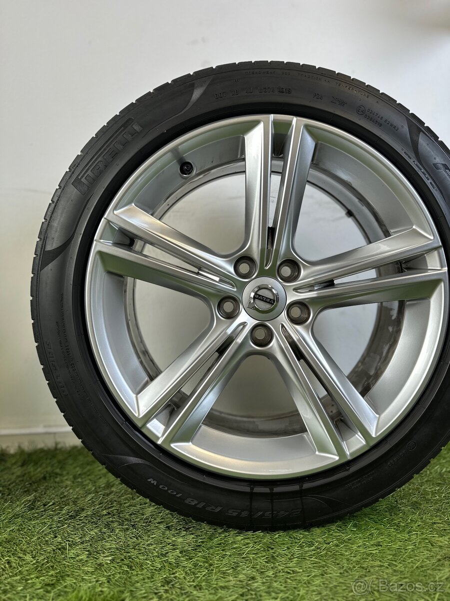 Alu kola 5x108 r18 s letnim pneu (vlv)