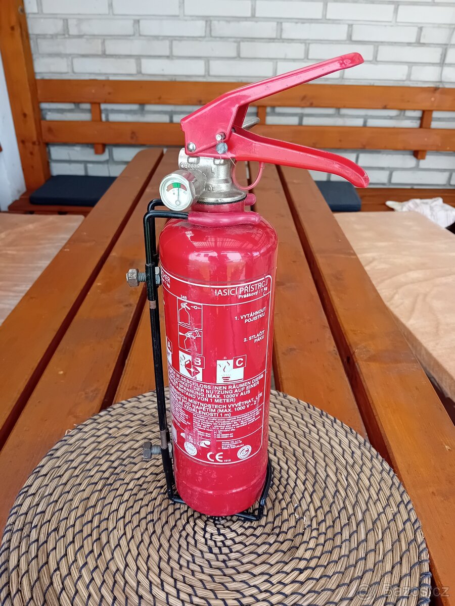 Hasící přístroj do auta
