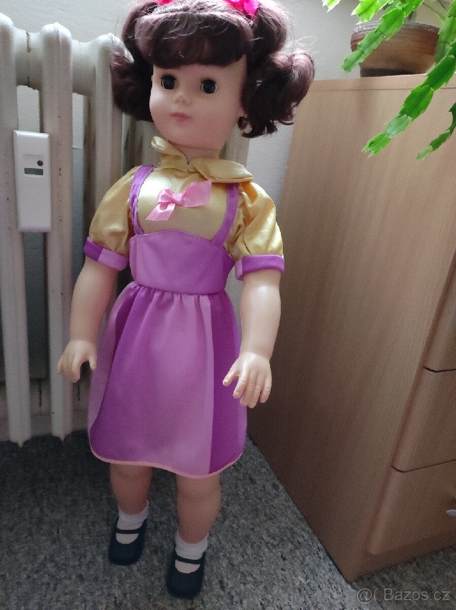 Chodící panenka Daisy