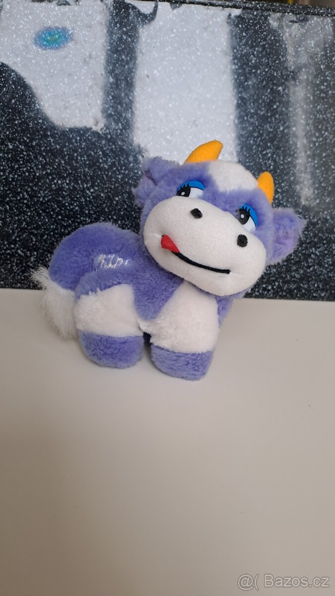 Kravička Milka plyšák.