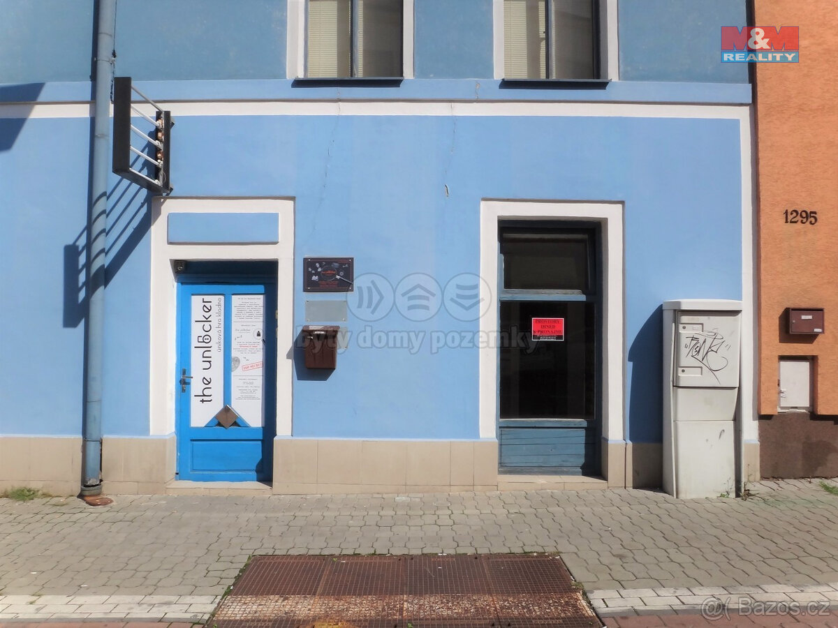 Pronájem obchodního prostoru, 13 m2, Kladno, ul. Komenského