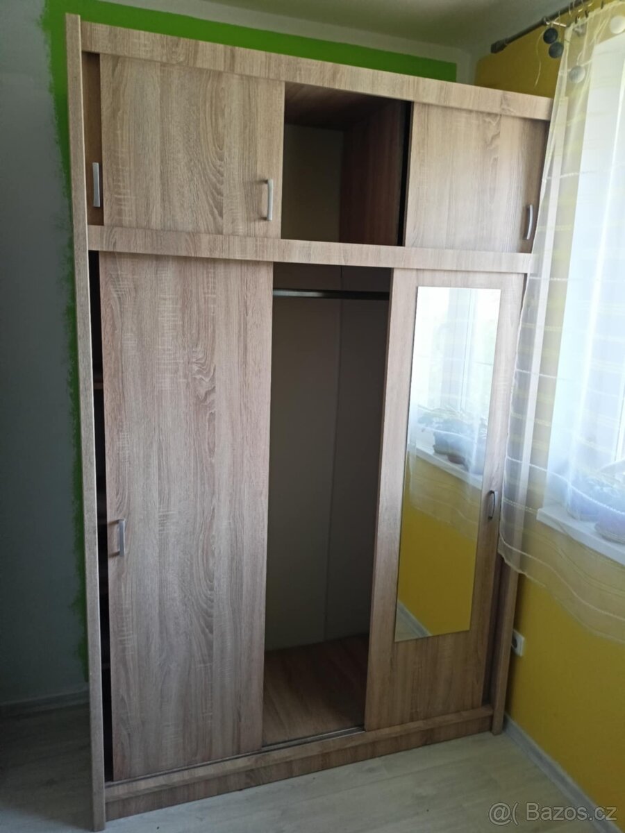 Skríň