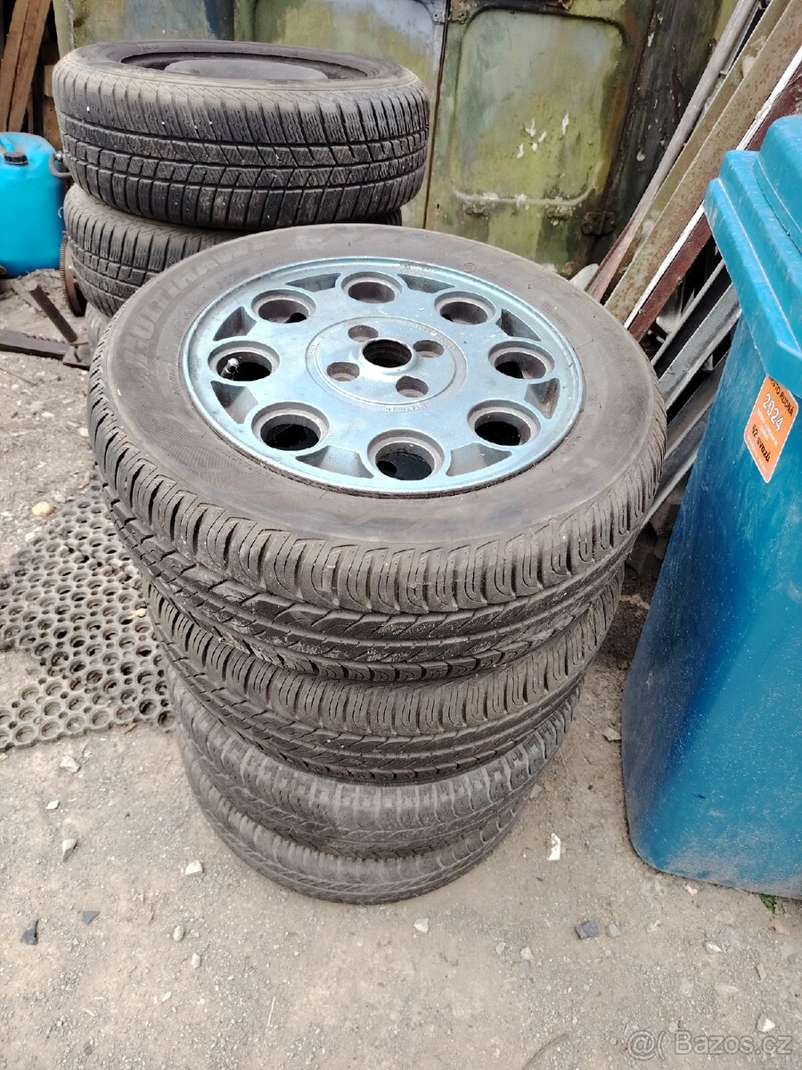Pneu alfa Romeo