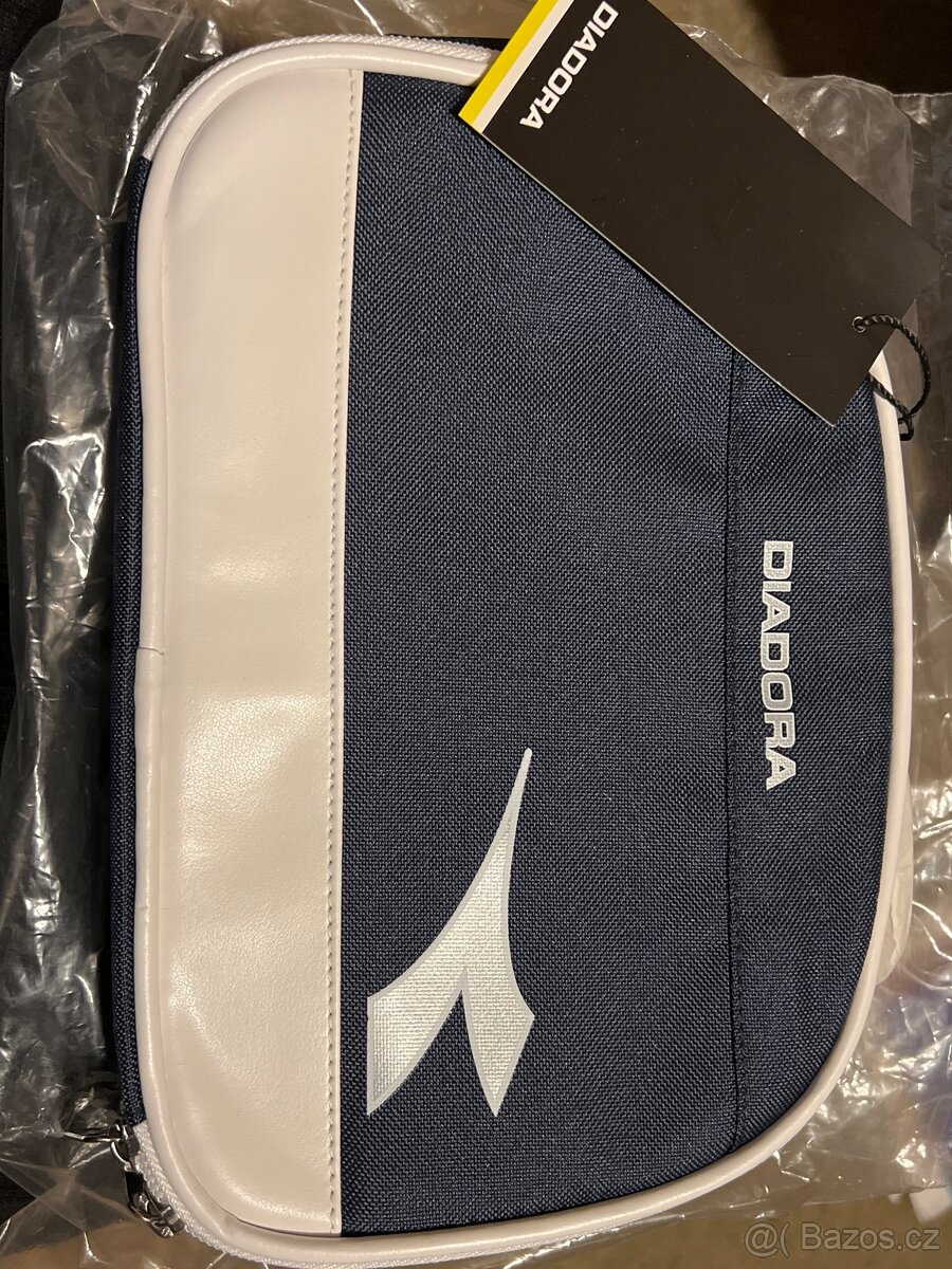 Kosmetická taštička Diadora - nová
