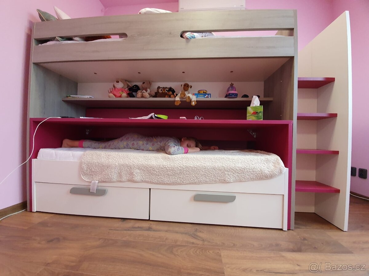 Patrová palanda s pracovním stolem