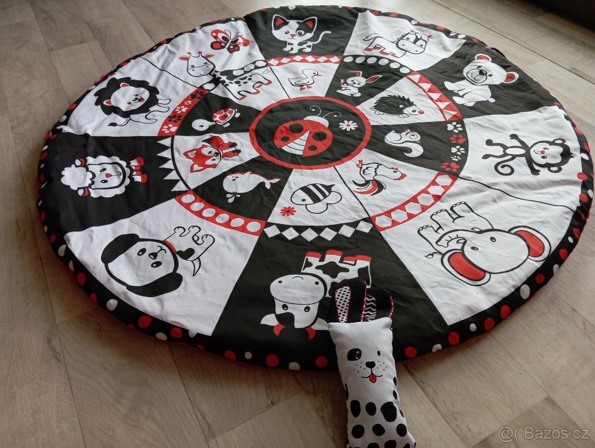 velká kruhová deka 90cm s beruškou+pejsek