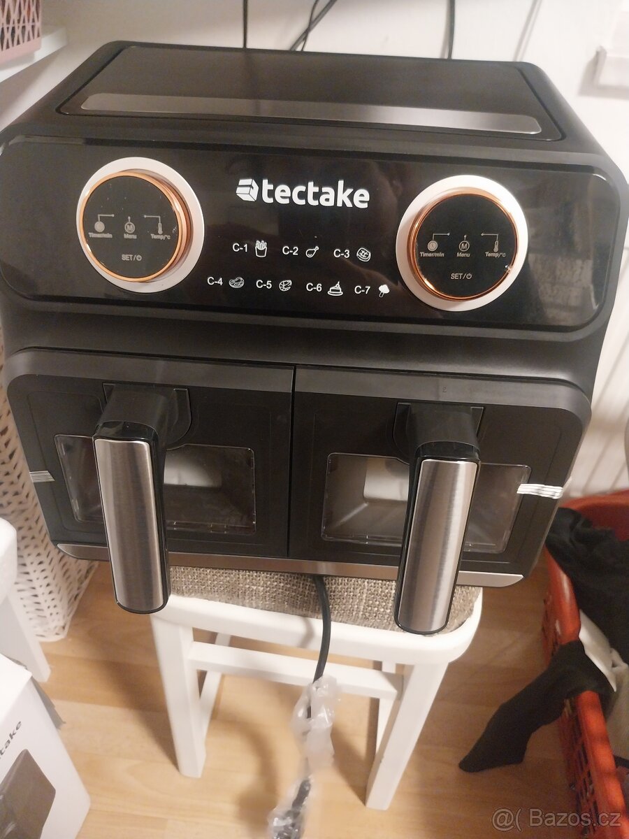 Nová horkovzdušná fritéza