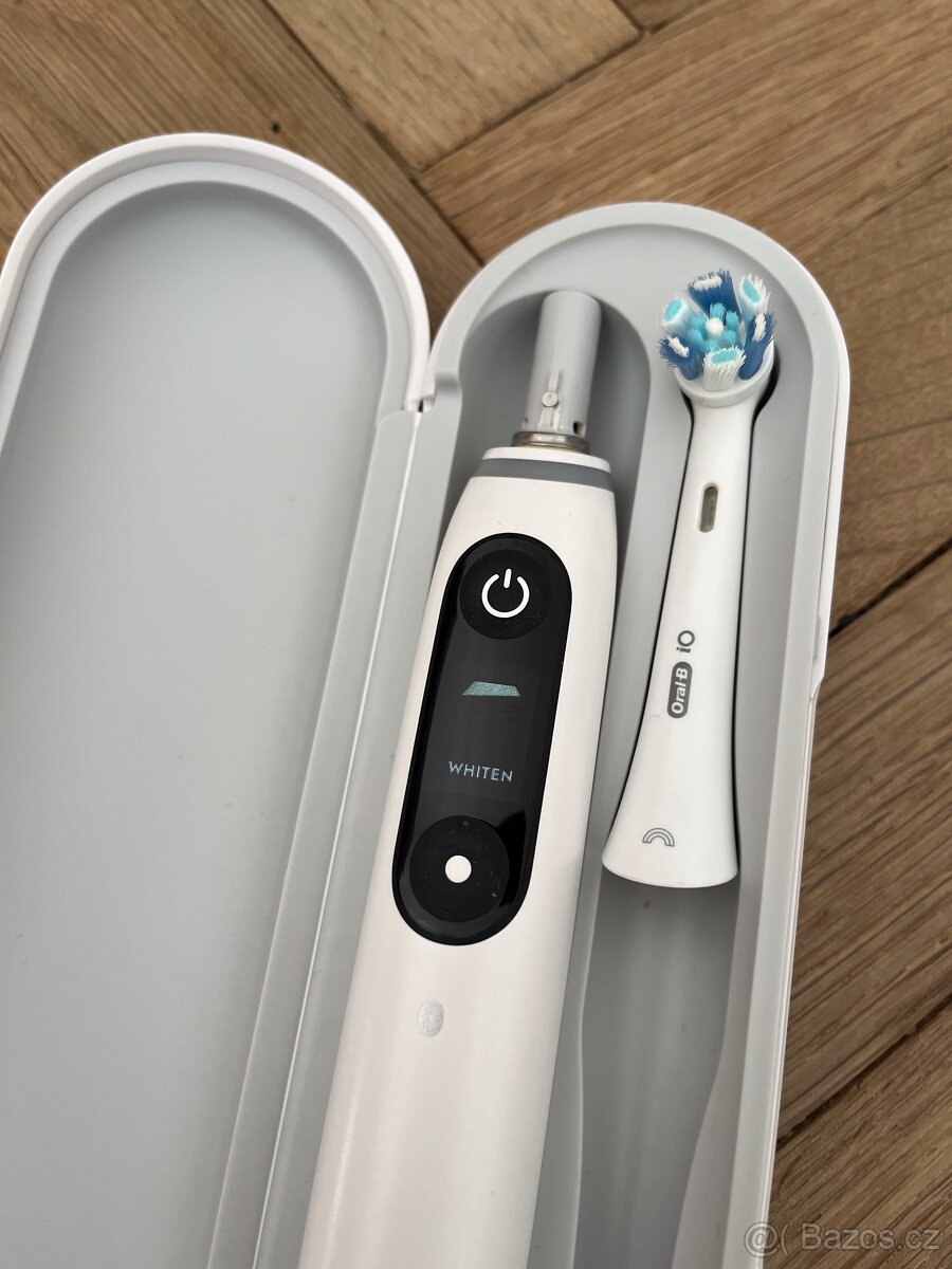 ORAL-B iO 8, White + 5 hlavic