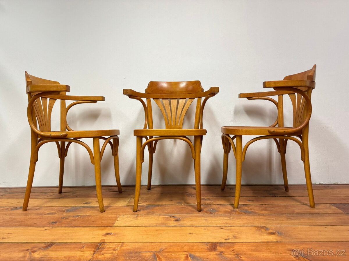 Oblíbená křesla TON č.25 (větší model) 7 kusů