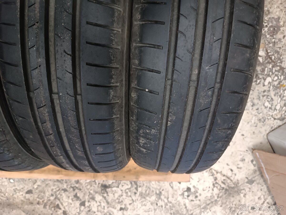 185/60/15 84H Dunlop Sport Blueresponse