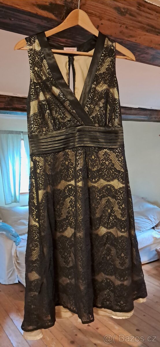 Společenské šaty ORSAY